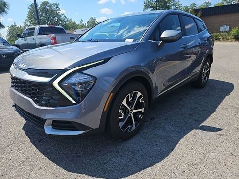 Certified 2023 Kia Sportage EX FWD image 2
