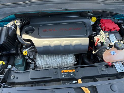 Used 2021 Jeep Renegade Latitude image 20