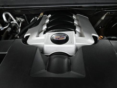 Used 2020 Cadillac Escalade ESV Luxury image 28