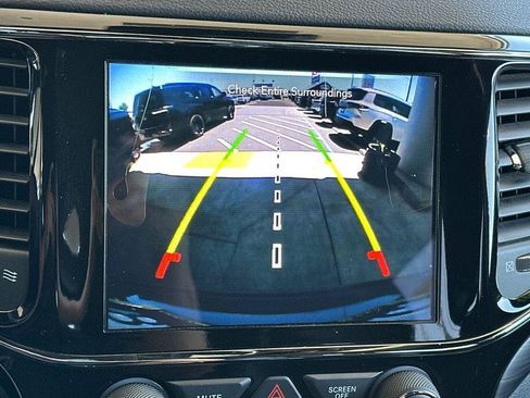 Used 2020 Jeep Grand Cherokee Altitude RWD image 20