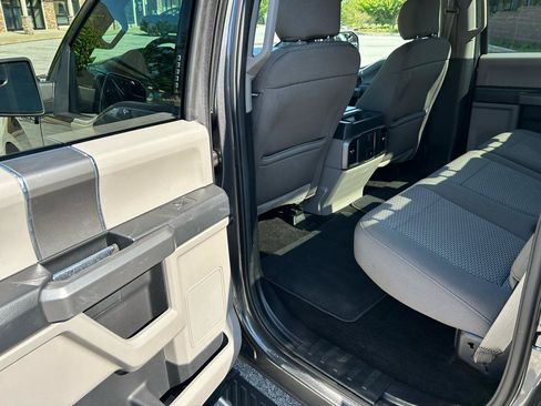 Used 2018 Ford F150 XLT w/ Equipment Group 302A Luxury AWD/4WD image 12
