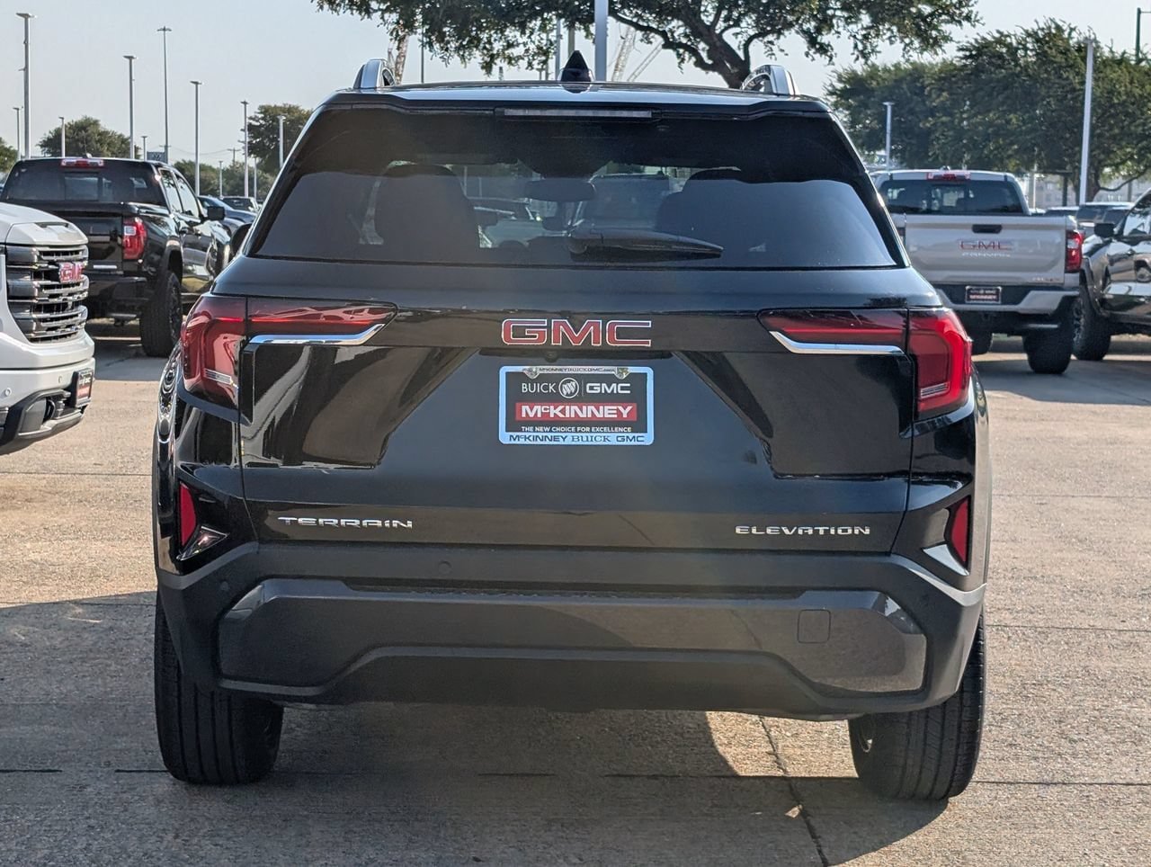 New 2027 GMC Terrain Elevation w/ Elevation Premium Package FWD image 5