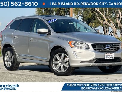 Used 2017 Volvo XC60 T5 Inscription w/ Advanced Package