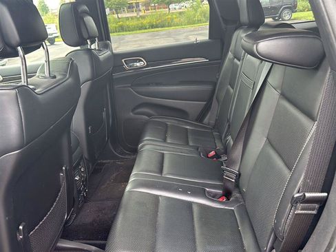 Used 2015 Jeep Grand Cherokee Overland AWD/4WD image 11