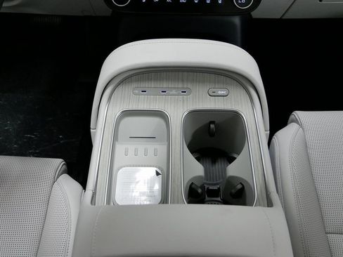 Used 2026 Hyundai Palisade Calligraphy AWD/4WD image 13