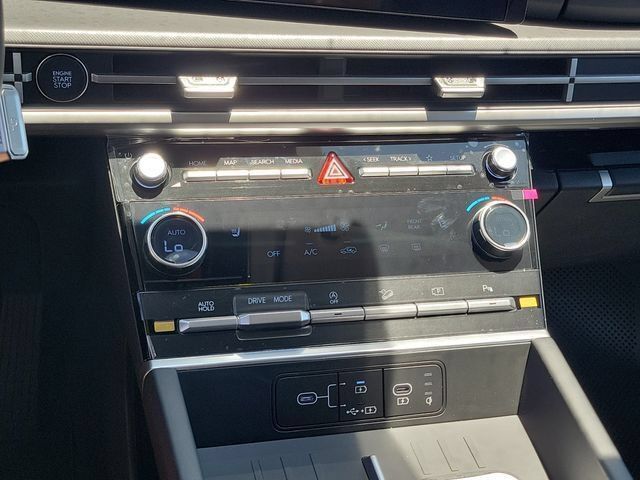 New 2026 Hyundai Santa Fe SEL FWD image 13