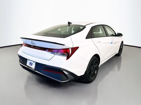 New 2026 Hyundai Elantra Sport image 5