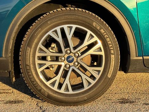 Used 2020 Ford Escape SEL image 31