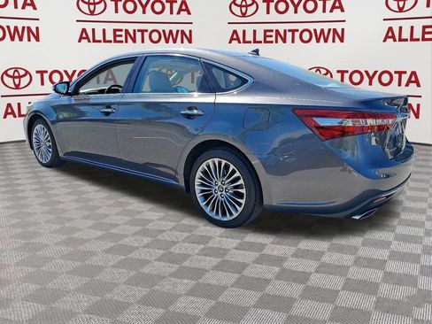 Used 2018 Toyota Avalon Limited w/ All Weather Liner Package FWD image 7