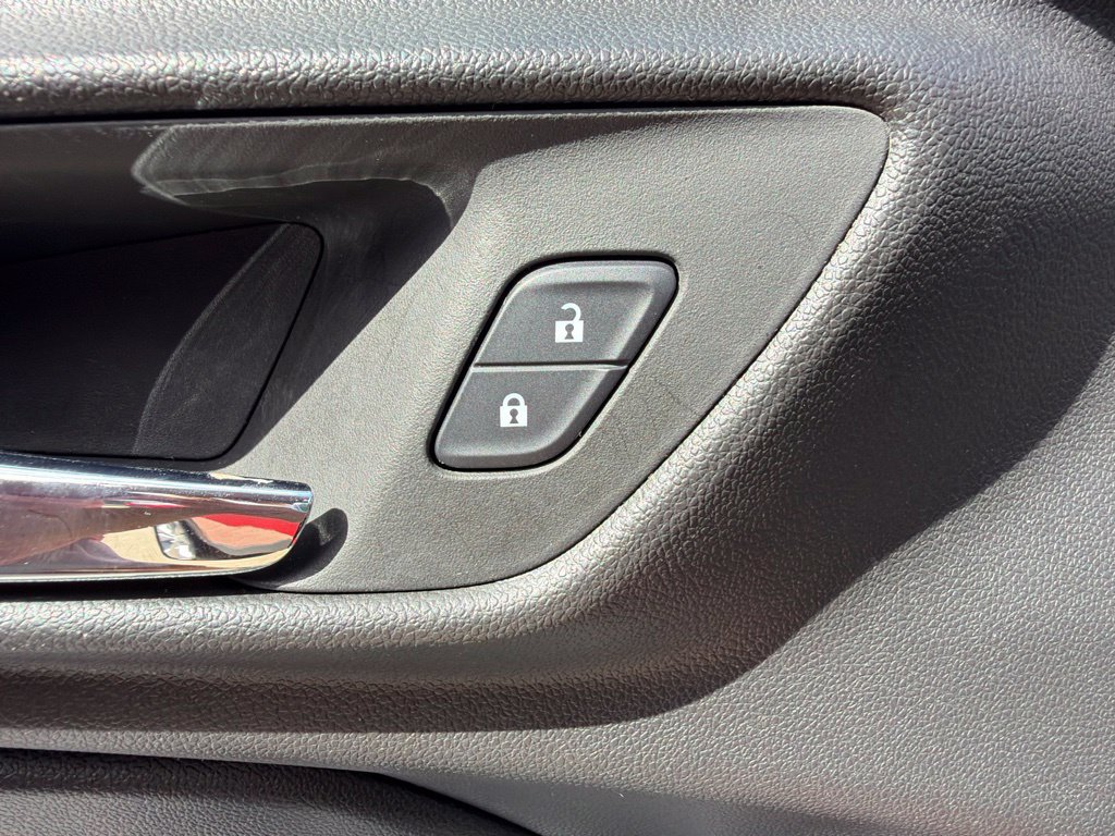 Used 2026 Chevrolet Trax LS FWD image 22