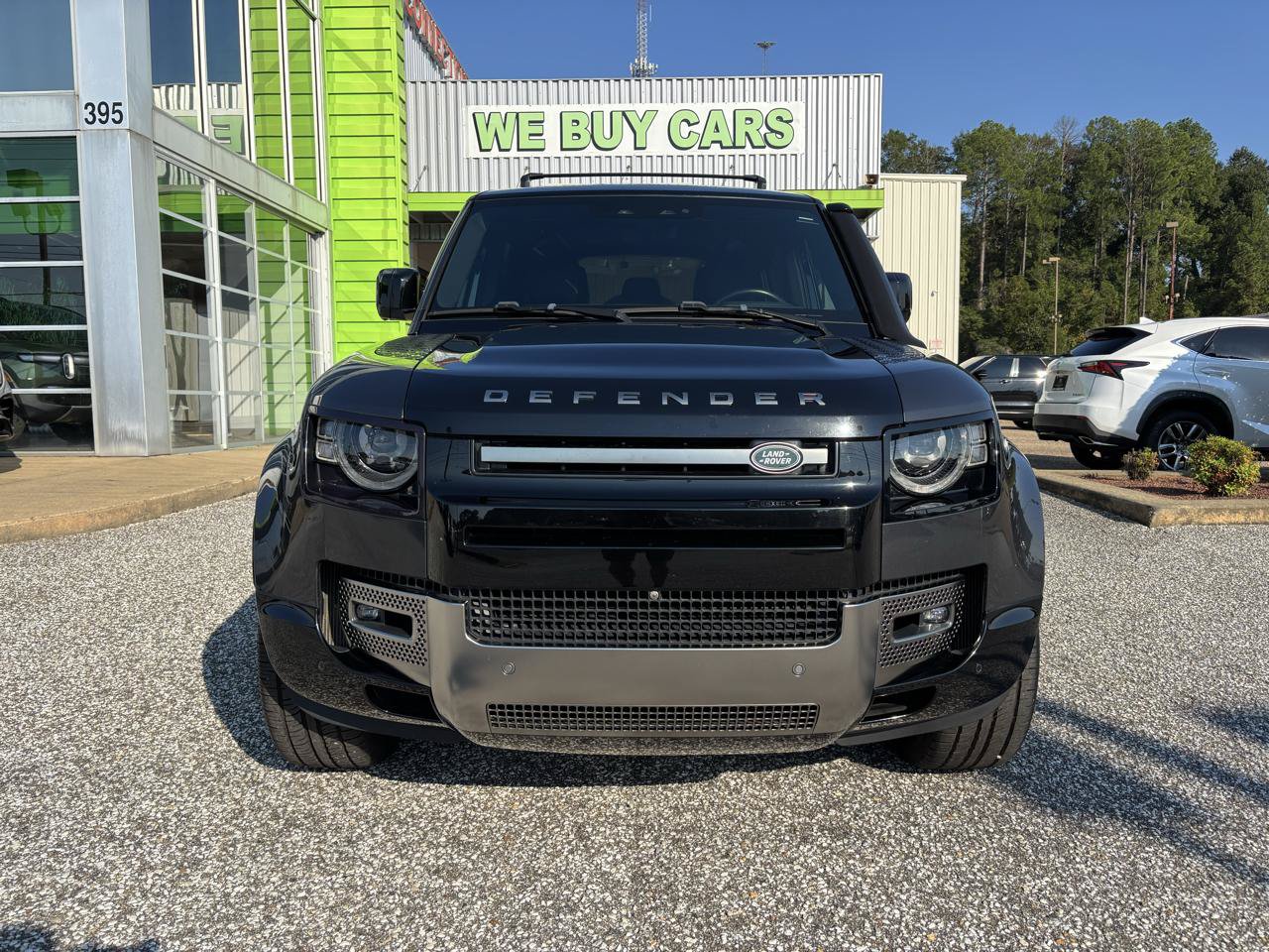 Used 2022 Land Rover Defender 110 X AWD/4WD image 9