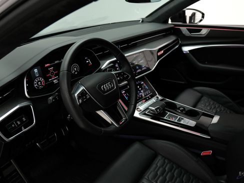 Used 2021 Audi RS 7 Sportback w/ Carbon Optic Package AWD/4WD image 3