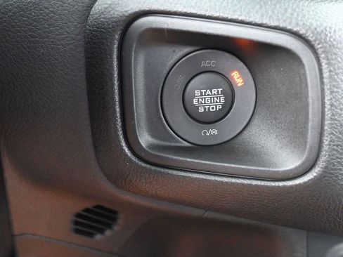 Certified 2024 Jeep Gladiator Sport image 27