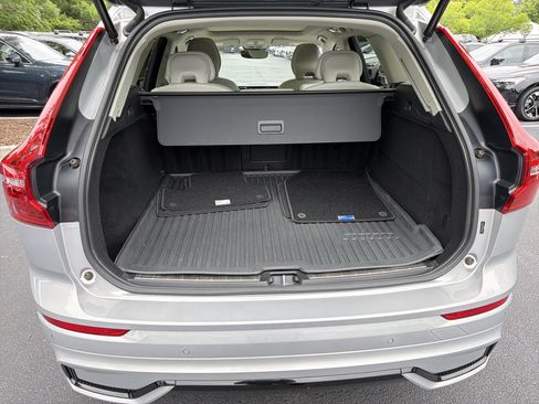 Certified 2023 Volvo XC60 B5 Plus w/ Protection Package FWD image 34