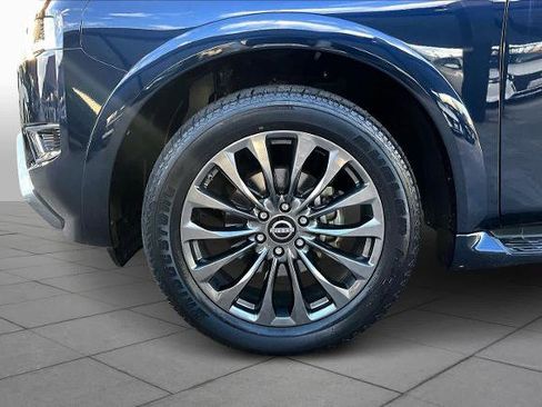 Certified 2023 Nissan Armada Platinum image 10