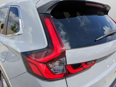 Used 2024 Honda CR-V EX-L image 39