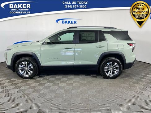 New 2026 Chevrolet Equinox LT w/ Convenience Package II image 2