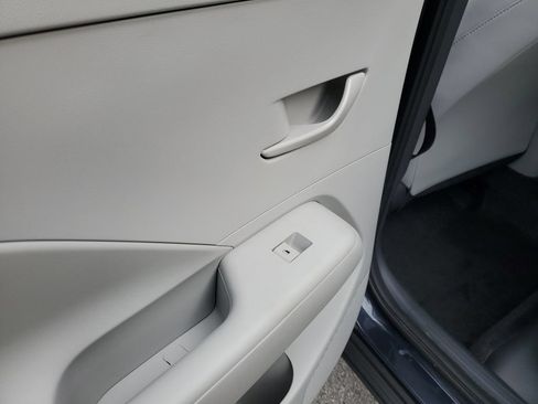 Used 2025 Hyundai Kona SEL FWD image 10