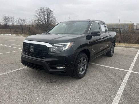 Used 2023 Honda Ridgeline RTL-E image 3