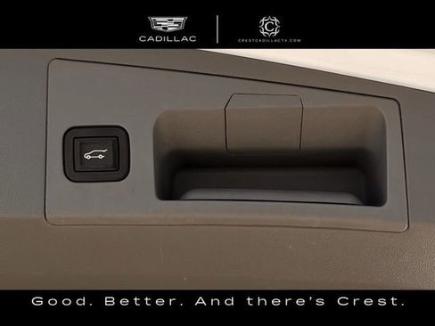 Used 2018 Cadillac XT5 Luxury w/ Driver Awareness Package image 32