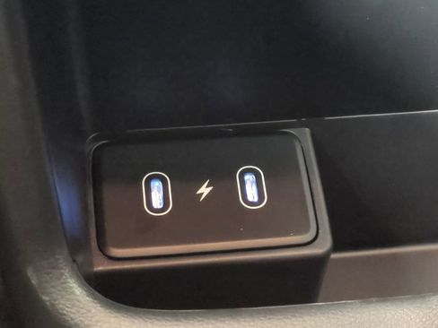 Certified 2025 Hyundai Kona SE AWD/4WD image 16