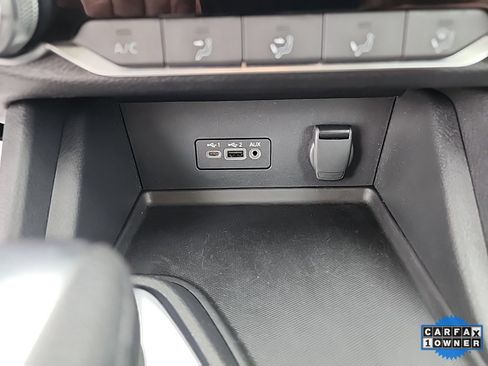 Used 2022 Nissan Sentra SV w/ Trunk Package image 21