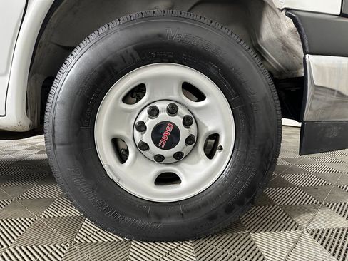 Used 2024 GMC Savana 2500 w/ Driver Convenience Package RWD image 26