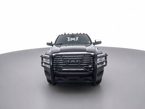 Used 2021 RAM 2500 Limited AWD/4WD image 2