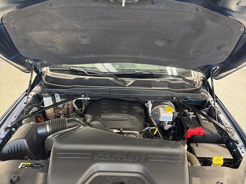 Used 2024 RAM 2500 Big Horn w/ Bed Utility Group image 39