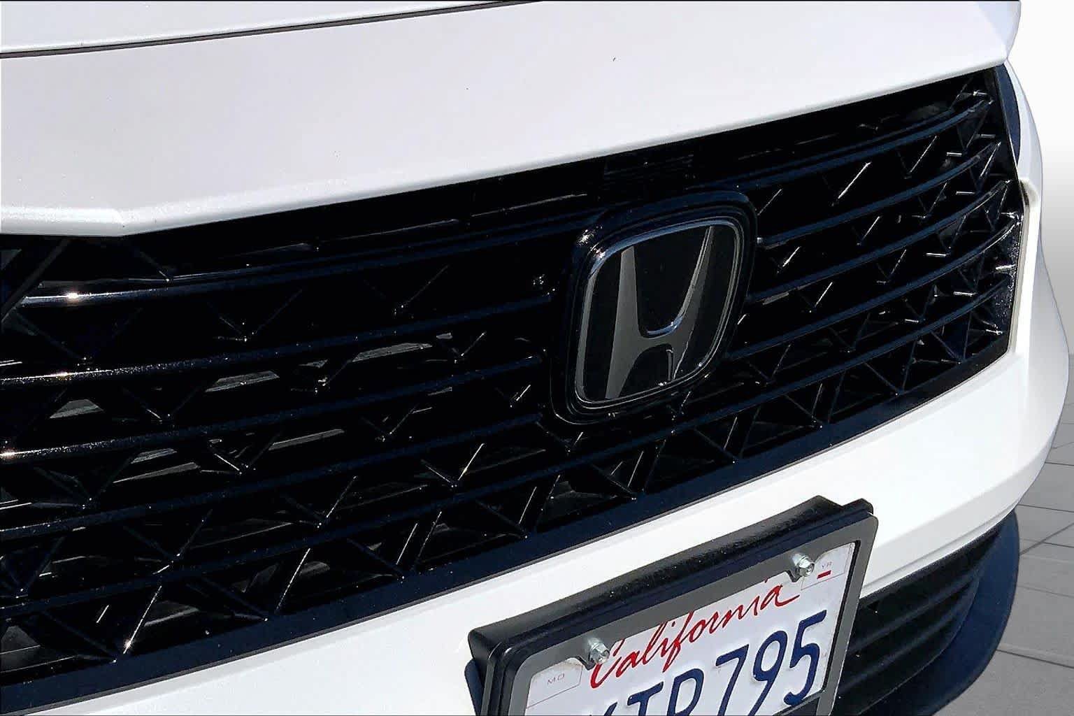 Used 2024 Honda Accord Sport image 29