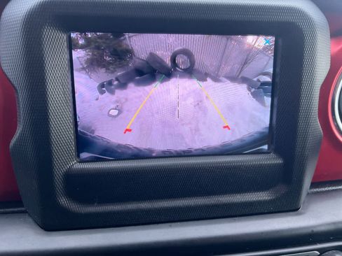 Used 2021 Jeep Wrangler Unlimited Rubicon image 17