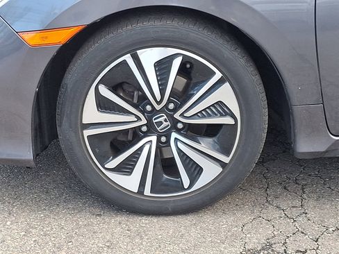 Used 2017 Honda Civic EX-T image 11