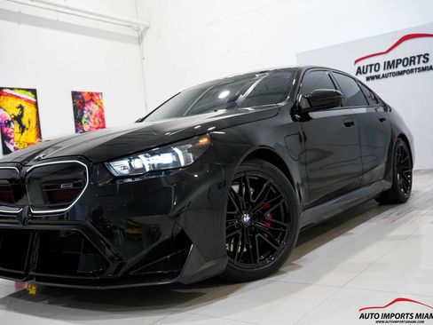 Used 2026 BMW M5 w/ Carbon Package image 49