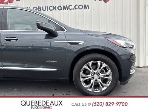 Used 2018 Buick Enclave Avenir w/ Avenir Technology Package image 12