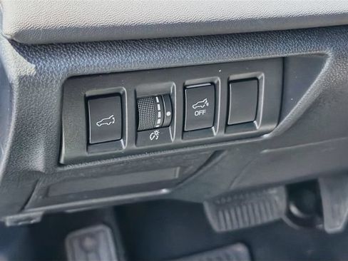 Used 2022 Subaru Outback Limited AWD/4WD image 10