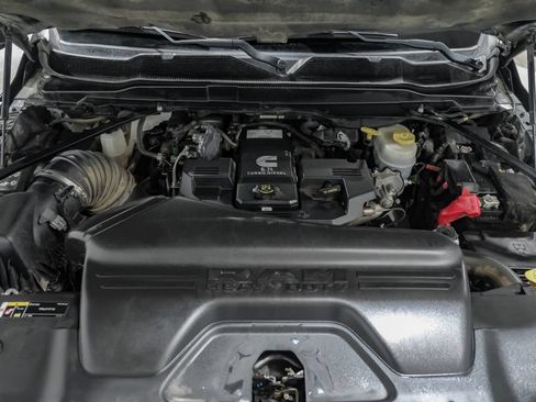 Used 2022 RAM 3500 Laramie AWD/4WD image 59
