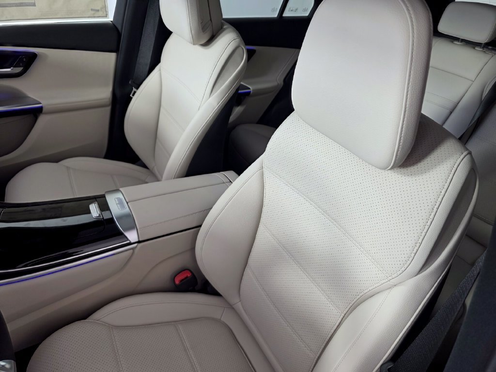 New 2027 Mercedes-Benz GLC 300 image 8