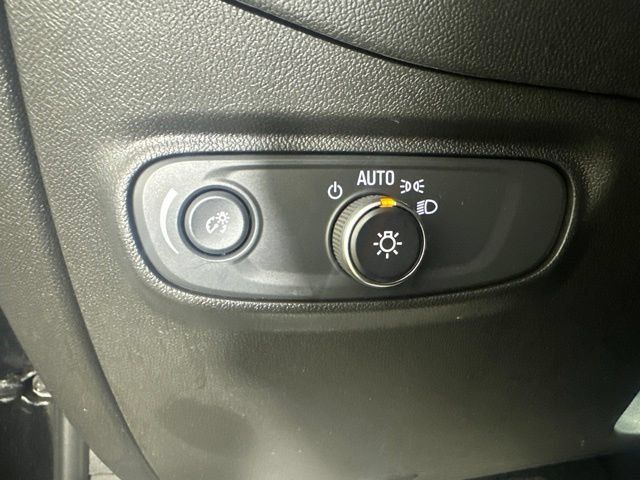 Used 2022 Chevrolet Equinox RS AWD/4WD image 13