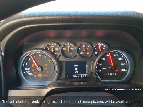 Used 2021 Chevrolet Silverado 1500 Custom RWD image 16