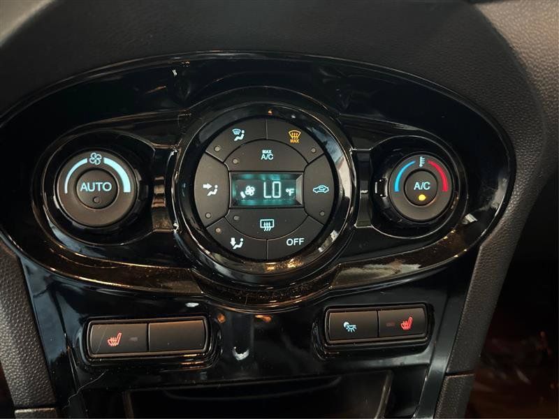 Used 2016 Ford Fiesta Titanium FWD image 34