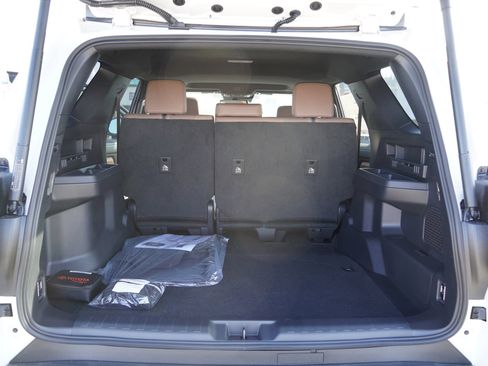 New 2026 Toyota 4Runner Limited image 15