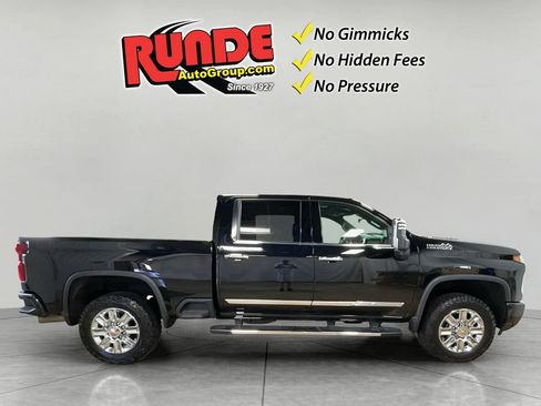 Used 2024 Chevrolet Silverado 2500 High Country w/ High Country Premium Package AWD/4WD image 6