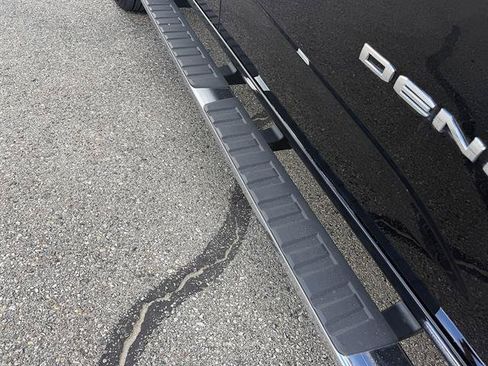 Used 2021 GMC Canyon Denali AWD/4WD image 12