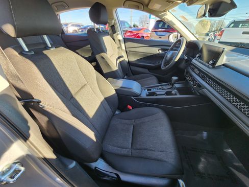 Used 2024 Honda Accord LX image 11