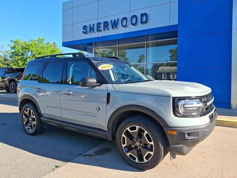 Used 2022 Ford Bronco Sport Outer Banks w/ Tech Package AWD/4WD image 1