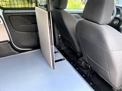 Used 2022 RAM ProMaster City Tradesman w/ Window Group 05 image 6