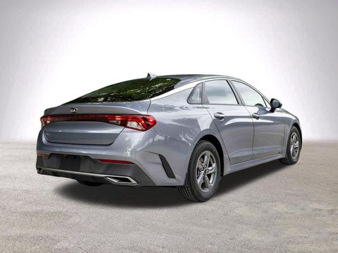 Used 2021 Kia K5 LX FWD image 9