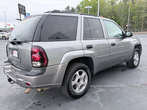 Used 2008 Chevrolet TrailBlazer 2WD w/ Smoker's Package image 6