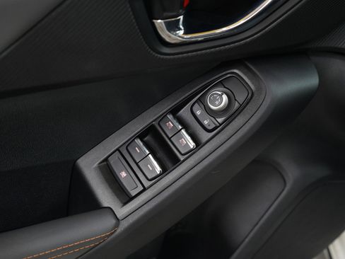 Used 2024 Subaru Crosstrek 2.5i Limited w/ Popular Package #4A image 19