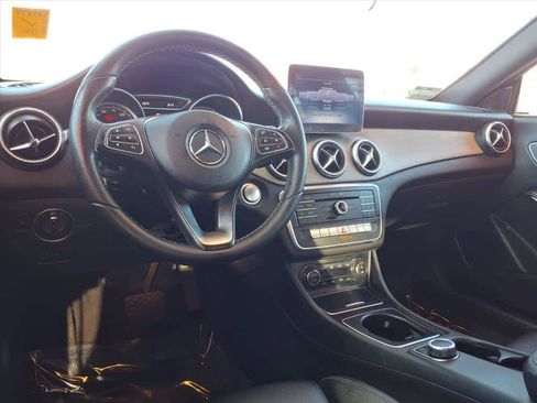 Used 2018 Mercedes-Benz CLA 250 CLA 250 image 9